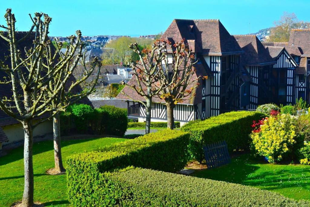 Deauville...Attitude Exterior foto